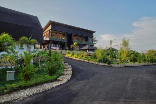 Exterior view, Drini Hills Diamond Villa in Bedoyo