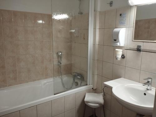 Hotel De Provence Room Type - Twin Room