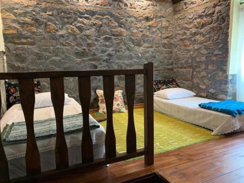 Το πέτρινο Επιστροφή στις ρίζες