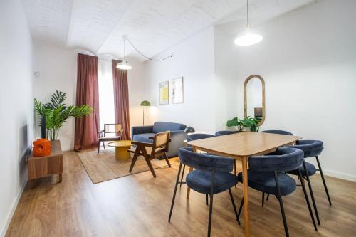 33PAR1094 - Magnific 2BR Flat in Poble Sec, Barcelone