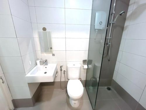 PJ 2 Room ID home design 1-8 pax 5 min to One U PJ 2 Room ID home design 1-8 pax 5 min to One U