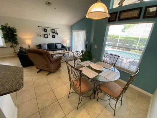Great family Villa Plenty of upgrades Southern Dunes in Haines City, USA