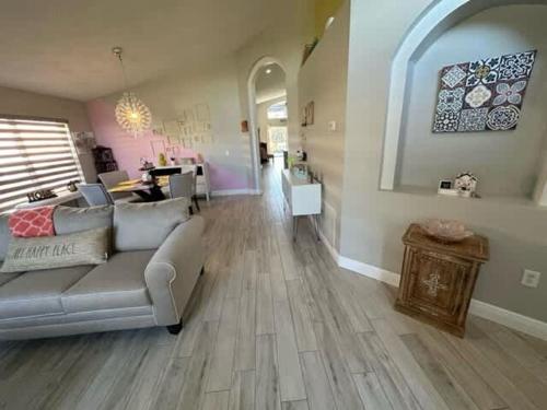 Remodeld South Facing Villa - Southern Dunes Golf Course Views in Haines City, USA