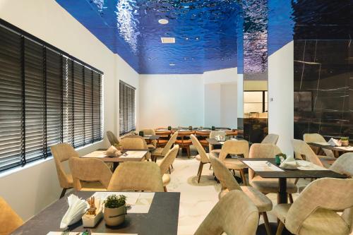 Elia Sea Suites - image 5