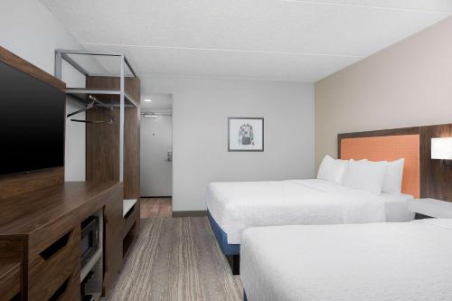 2 double beds