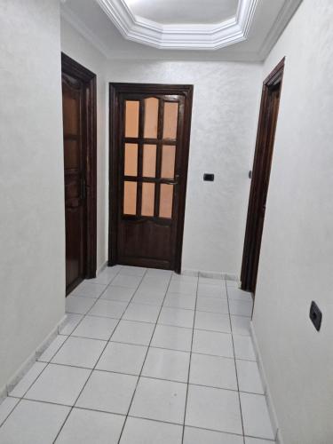 Appartement ensoleillé de 100 m2 à Mohammedia à 10 mn de la mer (Appartement ensoleille de 100 m2 a Mohammedia a 10 mn de la mer) in มูฮัมเมดิอา