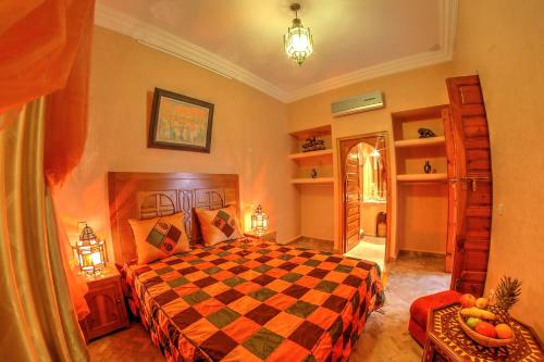 Standard Double or Twin Room image 5