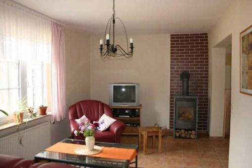 Two-Bedroom Apartment with Shower