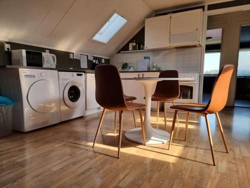 2 etasje Jutulveien 6 in ตอนซเบิก