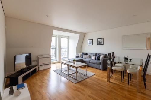 2 bedrooms, 2 beds