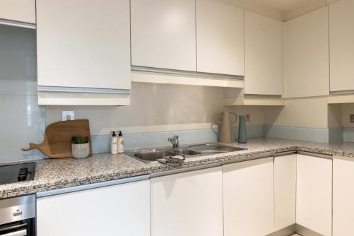 Native Marylebone Lane - image 12