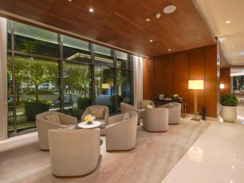 Super luxurious 2 BR Burj Khalifa & Fountain View - image 14