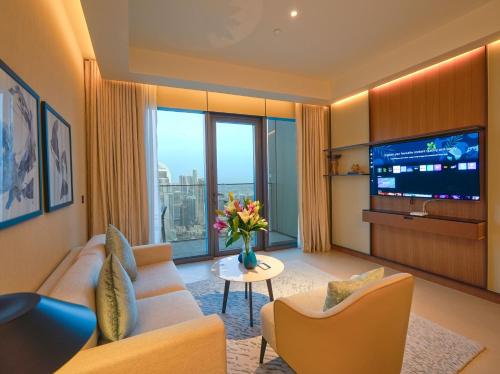 Super luxurious 2 BR Burj Khalifa & Fountain View - image 3