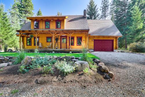 Cle Elum Mountain Cabin with Hot Tub and Trails! - main image