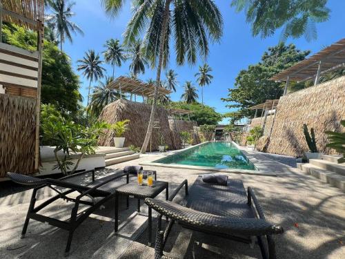 Chill Lay Resort Donsak - 수영장