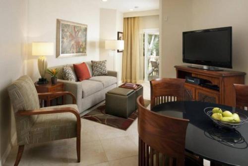 Enjoy two outdoor pools in this resort setting 1BD resort condo - image 5