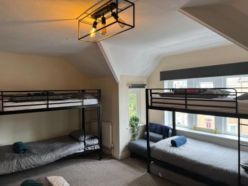 By Lushlets - Apartments Games Room Hot Tub - Great for Hens Stags and Sporting groups, Cardiff (fotografie 11)
