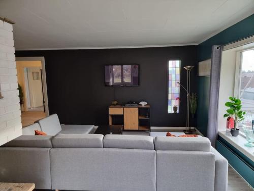 1 etasje Jutulveien 6 in ตอนซเบิก