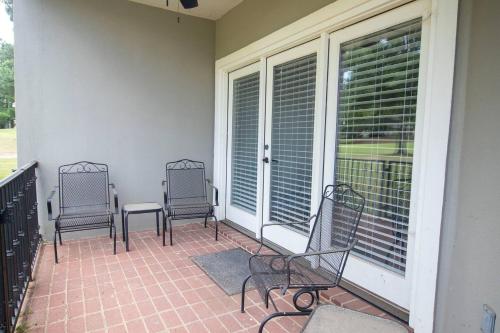 Ground Floor Golf Course Condo - main image