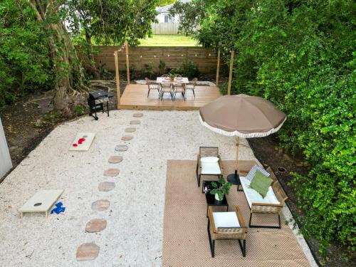 Luxurious 3-Bedroom Retreat in Miamis Heart in Miami, USA