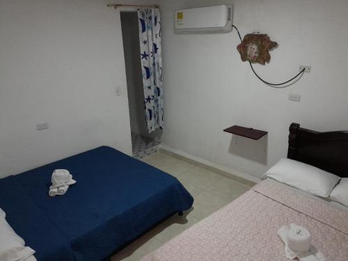 2 double beds