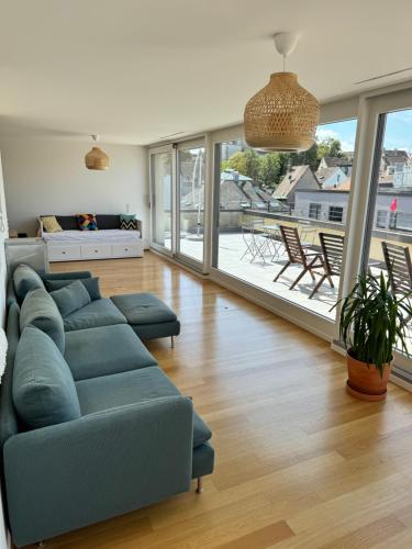 Exclusive Rooftop Duplex Penthouse - 200sqm - 280 Panoramic Views - Downtown, Basel (Foto 4)