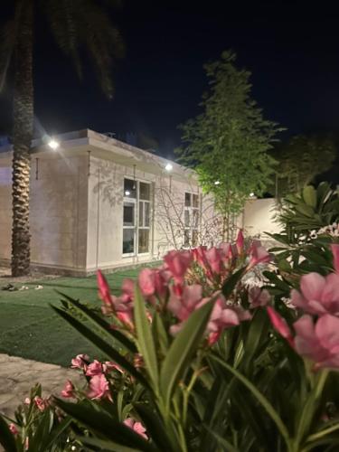 AL- aqyr Rest Garden أستراحة حارة العقر AL- aqyr Rest Garden أستراحة حارة العقر