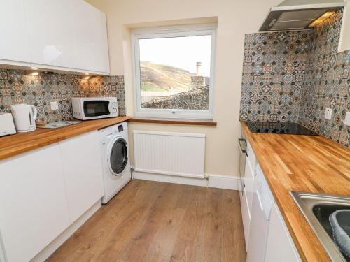 Buitenkant, Keartons - Buttertubs in Thwaite