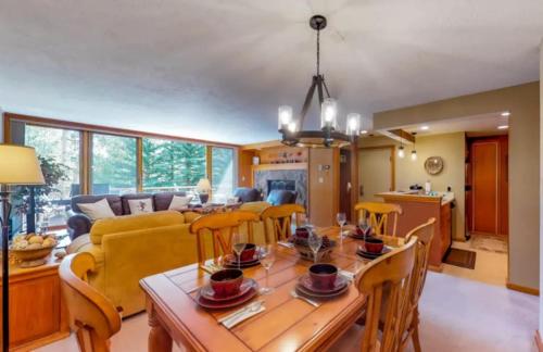 1 Bedroom Condo In West Keystone Near Lakeside Village in Keystone, USA