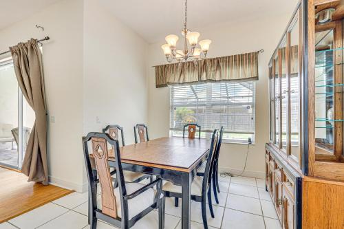 Riverview Home with Screened Pool about 1 Mi to Marina! in Riverview, USA
