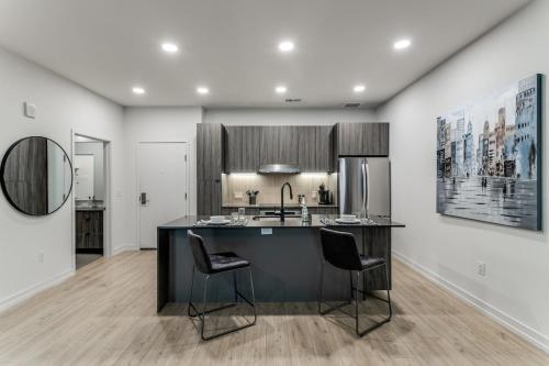 Stunning Apt in West Village in Dallas, USA