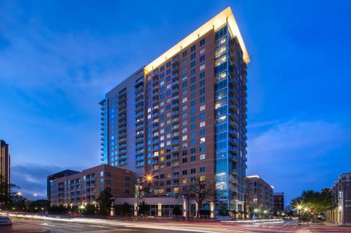 Stunning Apt in West Village in Dallas, USA