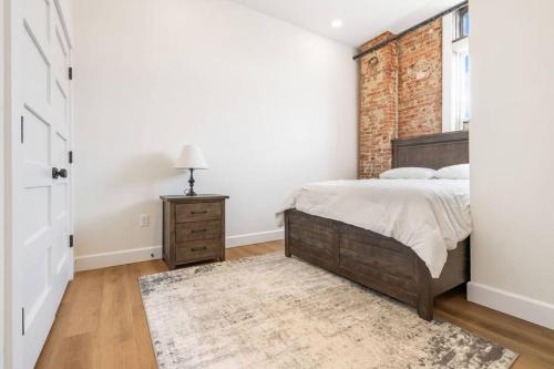 Clay St Suite Clay St Suite