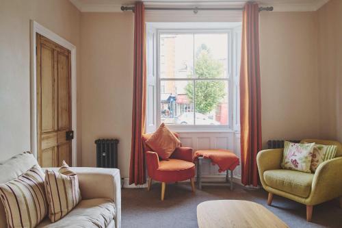 Rathbone Cottage - image 2