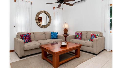 Residences at Barrier Reef Casita 2 by Stay Floreo, San Pedro (Foto 11)
