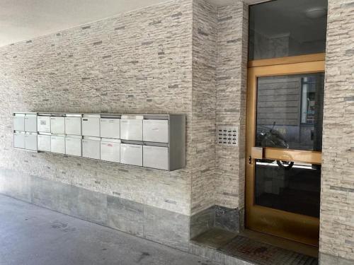 Entrance, Very central and sunny 2BR flat - Marble 2 in Ruschlikon