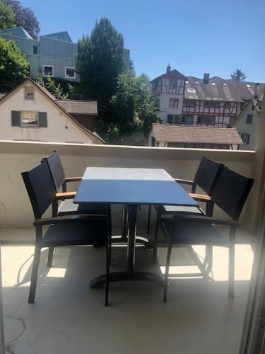 Balcony/terrace, Executive 1BR flat, city center - Hammer 3 near Parkanlage Zuerihorn