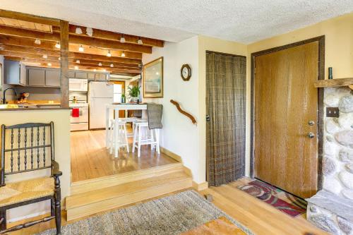 Green Valley Lake Cabin Near Lake Boat and Ski! in Green Valley Lake, USA