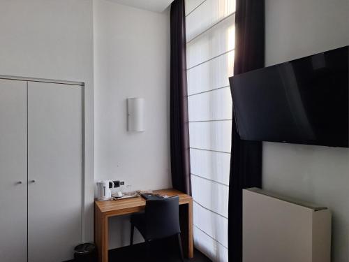 Hotel St James - image 9