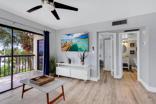 Great 1 bedroom 1 bath condo with heated pool in St. Augustine, USA