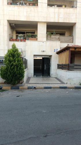 Apartment - image 6