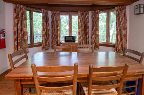 Cumberland Falls State Resort Park