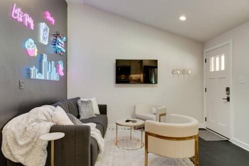 East Nash-Vegas! Brand New Apartment! in Nashville, USA