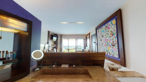591035547 Hotel Xcaret Arte - All Parks All Fun Inclusive - Adults Only