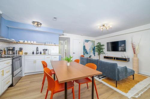Sojourns Harborage Seal Suite Pet Friendly in North Camellia Acres, USA