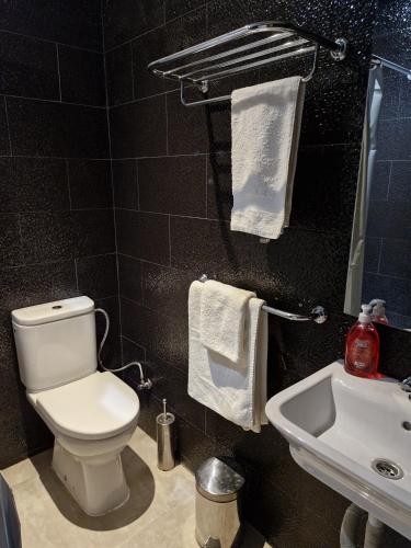 Bathroom, Chill 12 Guest House in Lanzarote