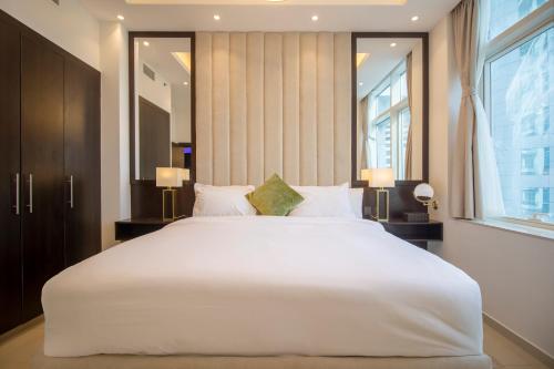 Vacation Friendly Beach View Luxury 1Bedroom- Walk To Beach & Mall, Дубай (фото 9)