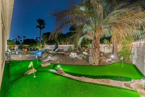 Tulum Getaway: Pool/Spa,Games +Tesla charger in Indio, USA