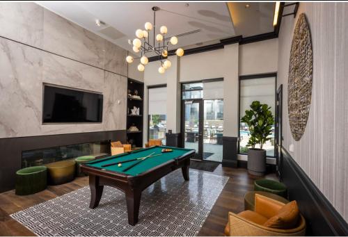 Spacious 4BR 4BA Downtown Cincinnati in Cincinnati, USA
