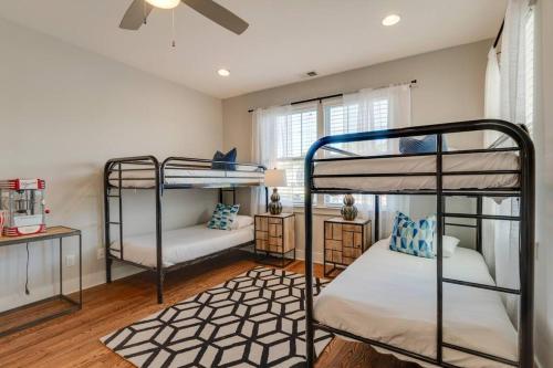 4BD Haven in the Nations, walk to bars and restaurants! Minutes to Broadway! in Nashville, USA
